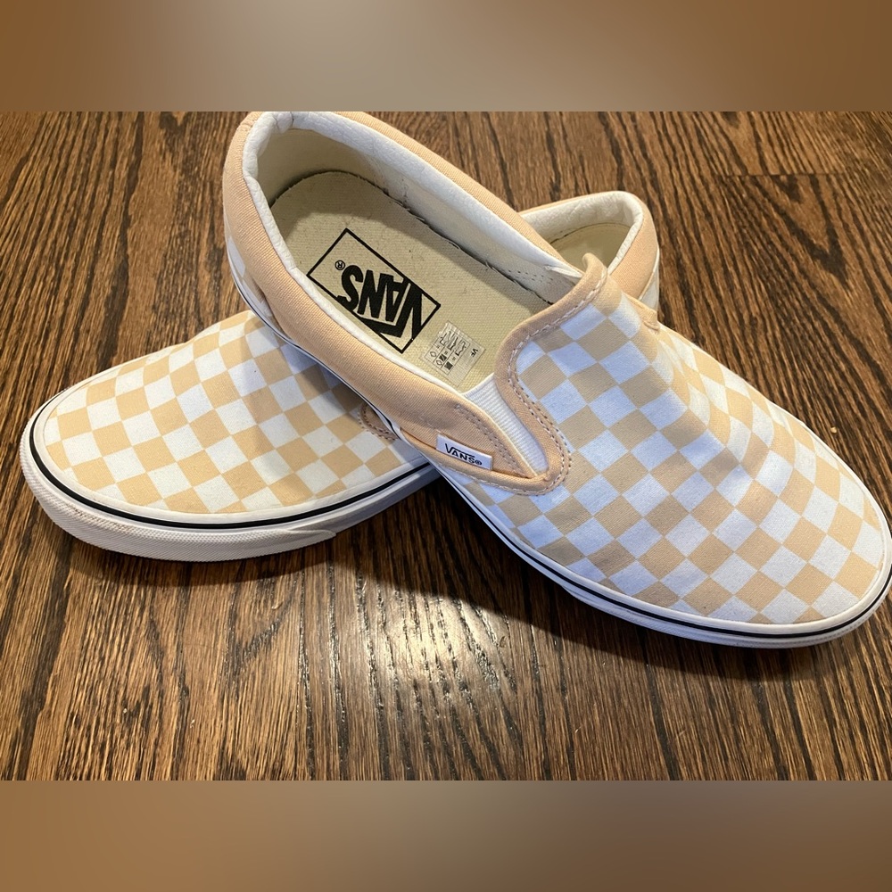 Vans men’s slip on sneakers